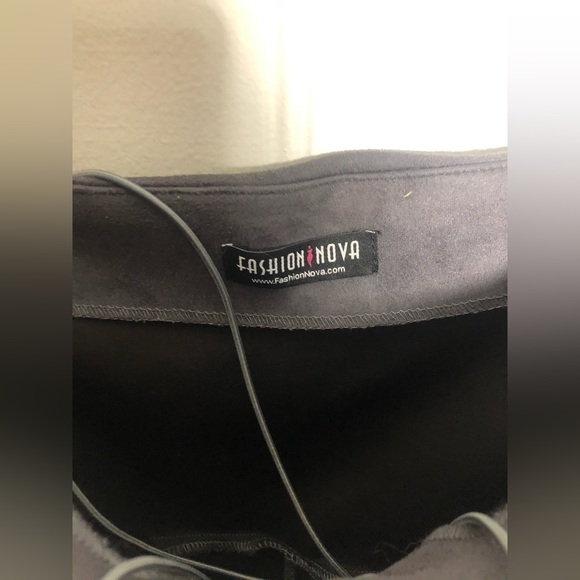 Fashion Nova Gray Suede Jumpsuit Size M - Picture 5 of 6